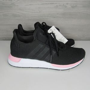 adidas swift run core black true pink